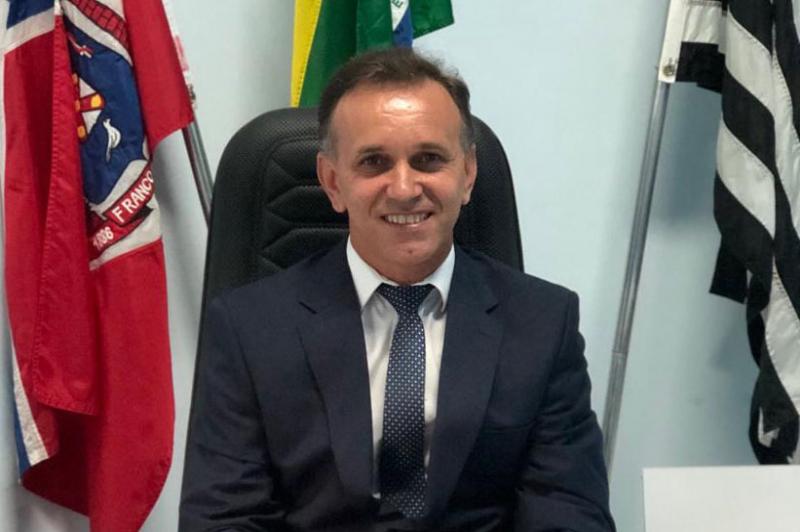 Vereador Alex Caixa assume presidência da Casa de Leis